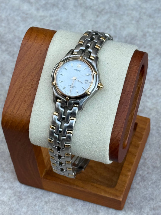 Seiko 7N82 Two-Tone Textured Dial Date (July 1997)