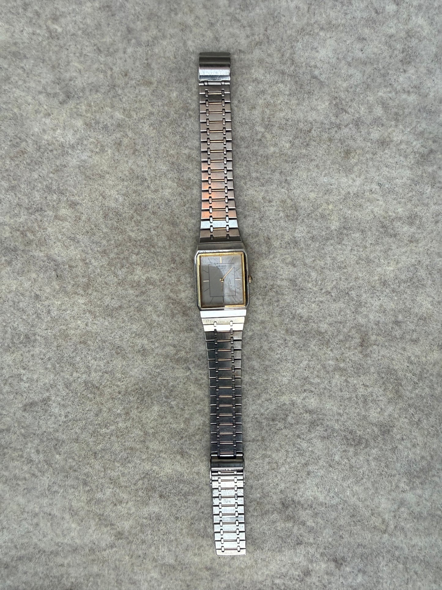 Seiko Quartz 6530-5150 (1983) – Two-Tone Ultra-Thin Dress Watch