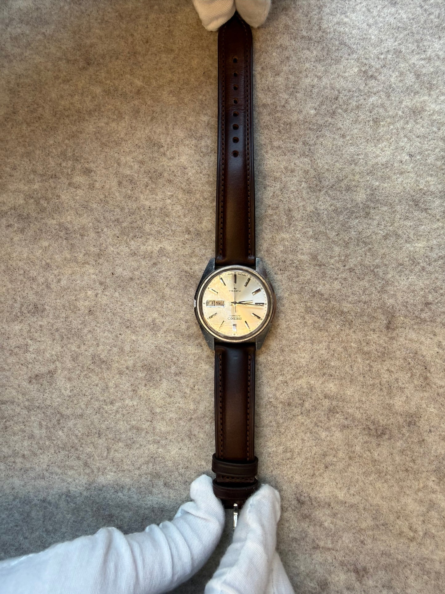 Seiko Automatic 7006-8007 – Silver Sunburst Day-Date (February 1971)