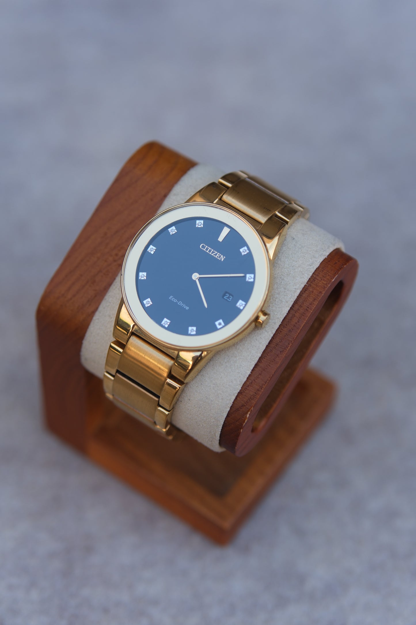 Circa 2000s Citizen Eco-Drive Men’s Watch | Black Dial | Diamond Markers | Gold-Tone | 40mm