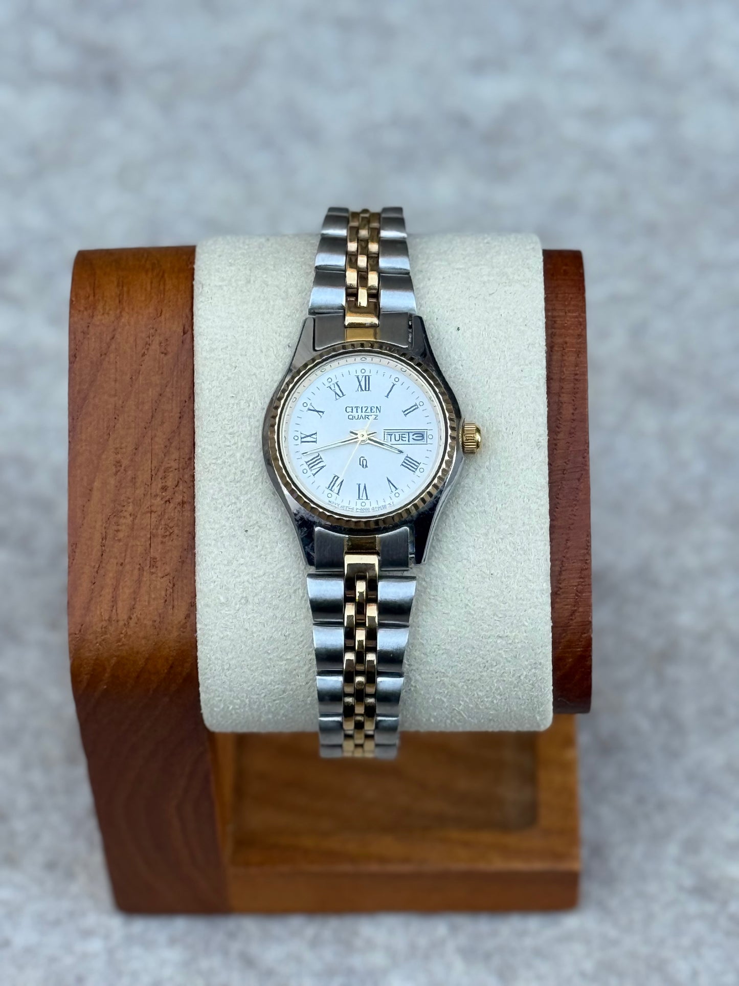 Citizen 6000-Series Roman Dial Day-Date (1986)