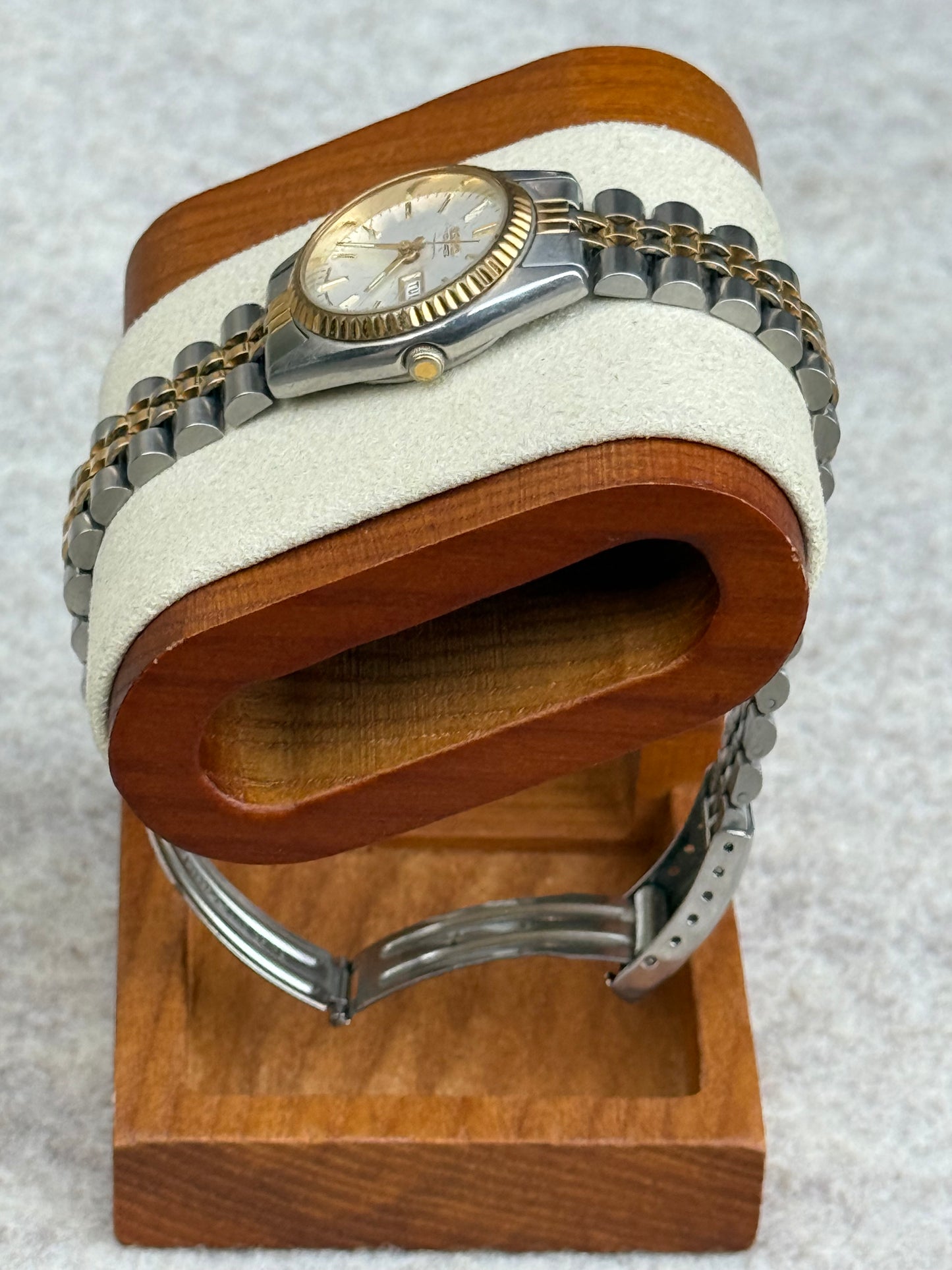 Seiko Quartz Two-Tone Day-Date Watch (Manufactured June 1986)