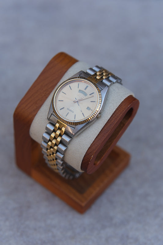 Circa Mid-to-Late 1980s Seiko Quartz Two-Tone Day-Date Watch | Gold Dial | Fluted Bezel | Jubilee Bracelet | 35mm