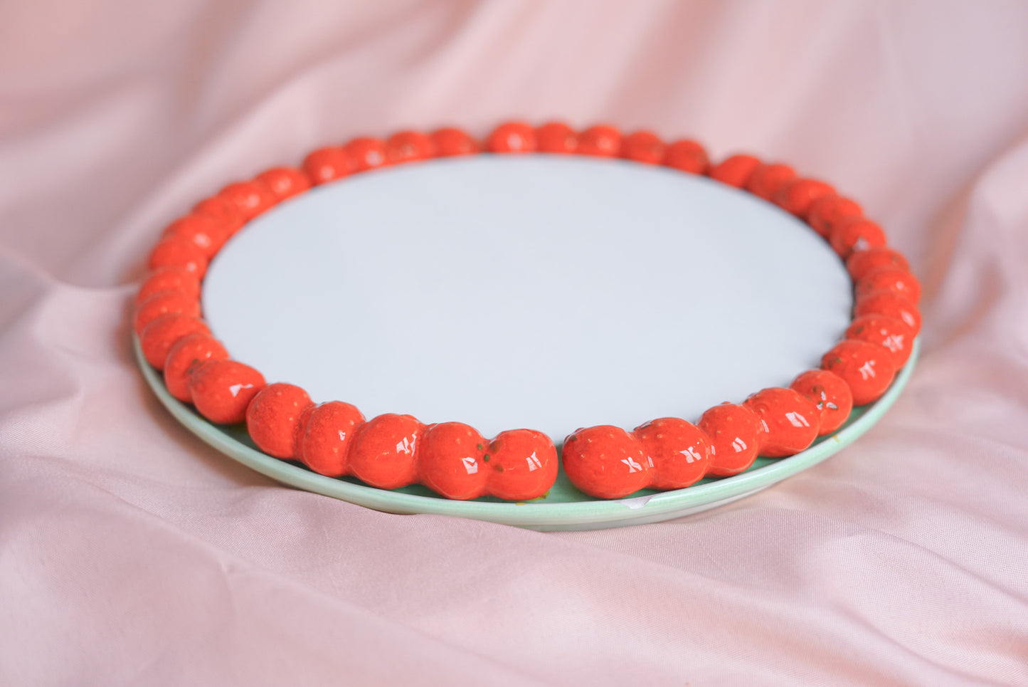 Shefford - Strawberry Cake Platter