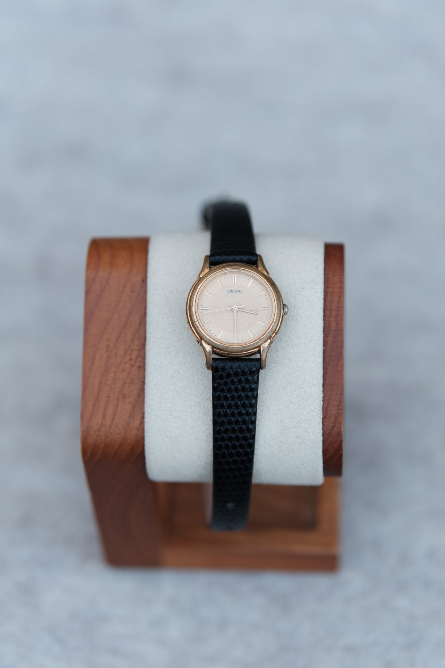 Seiko Quartz Gold-Tone Guilloché Dial – Lizard Grain Strap | July 1996