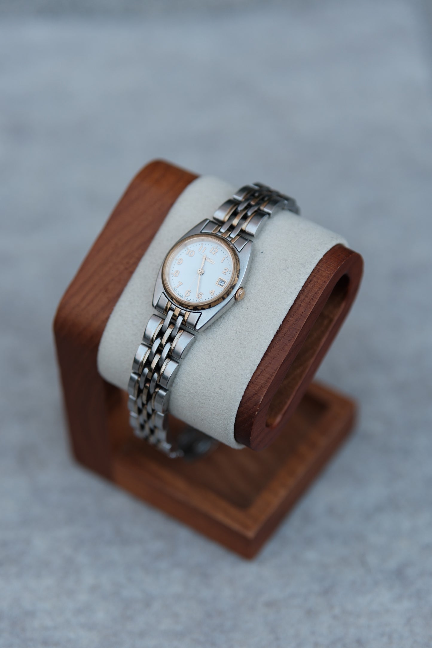 Seiko Quartz Two-Tone Date Watch – White Dial | July 1993