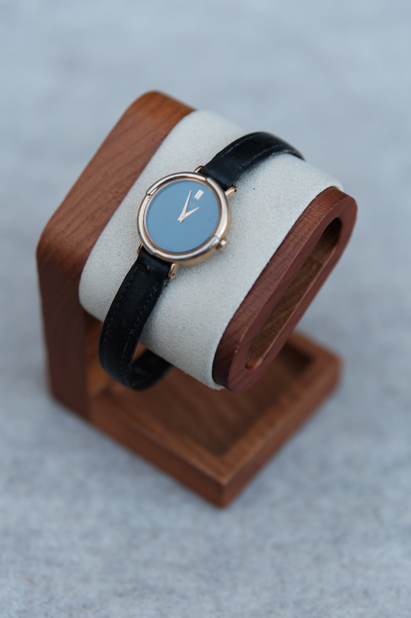 Seiko Quartz Black Sunburst – Bamboo Bezel & Leather Strap | Circa 1983
