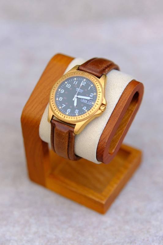 February 1994 Seiko Quartz Military Field Watch | Black Dial