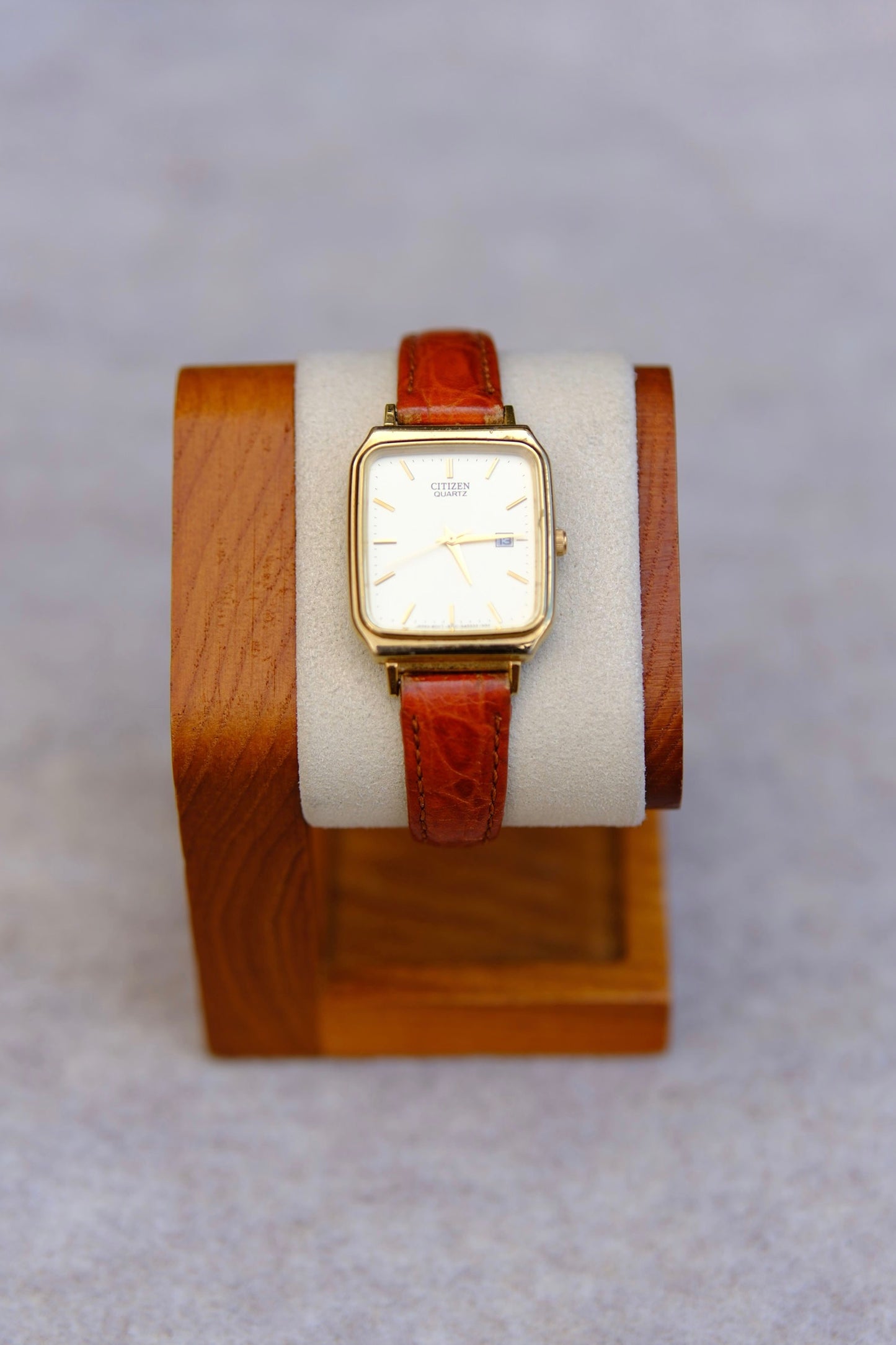 March 1986 Citizen Quartz Dress Watch | Cream Rectangular Dial