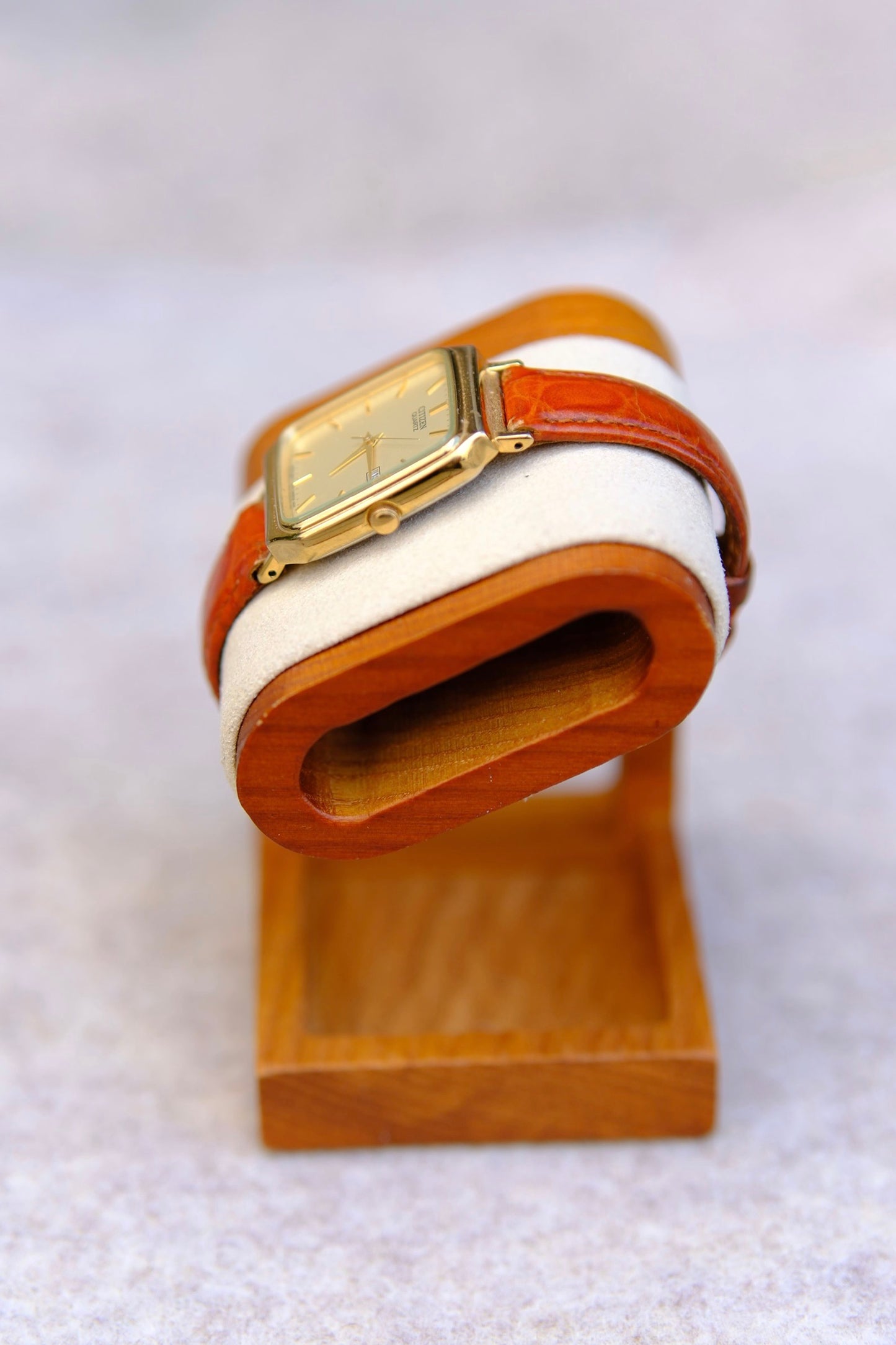 March 1986 Citizen Quartz Dress Watch | Cream Rectangular Dial