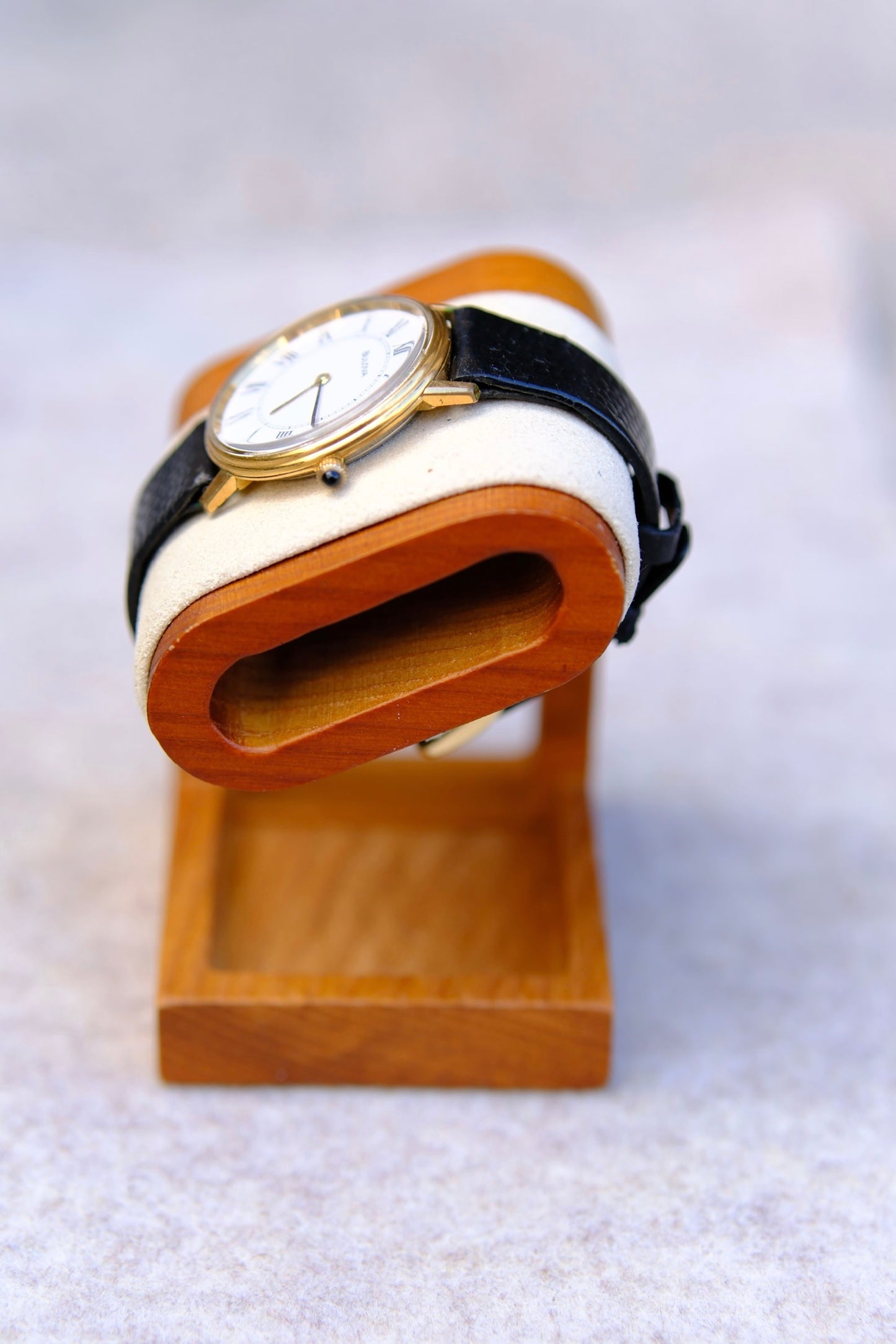 Vintage Late 1970s Bulova Swiss Manual Wind Dress Watch | White Roman Numeral Dial