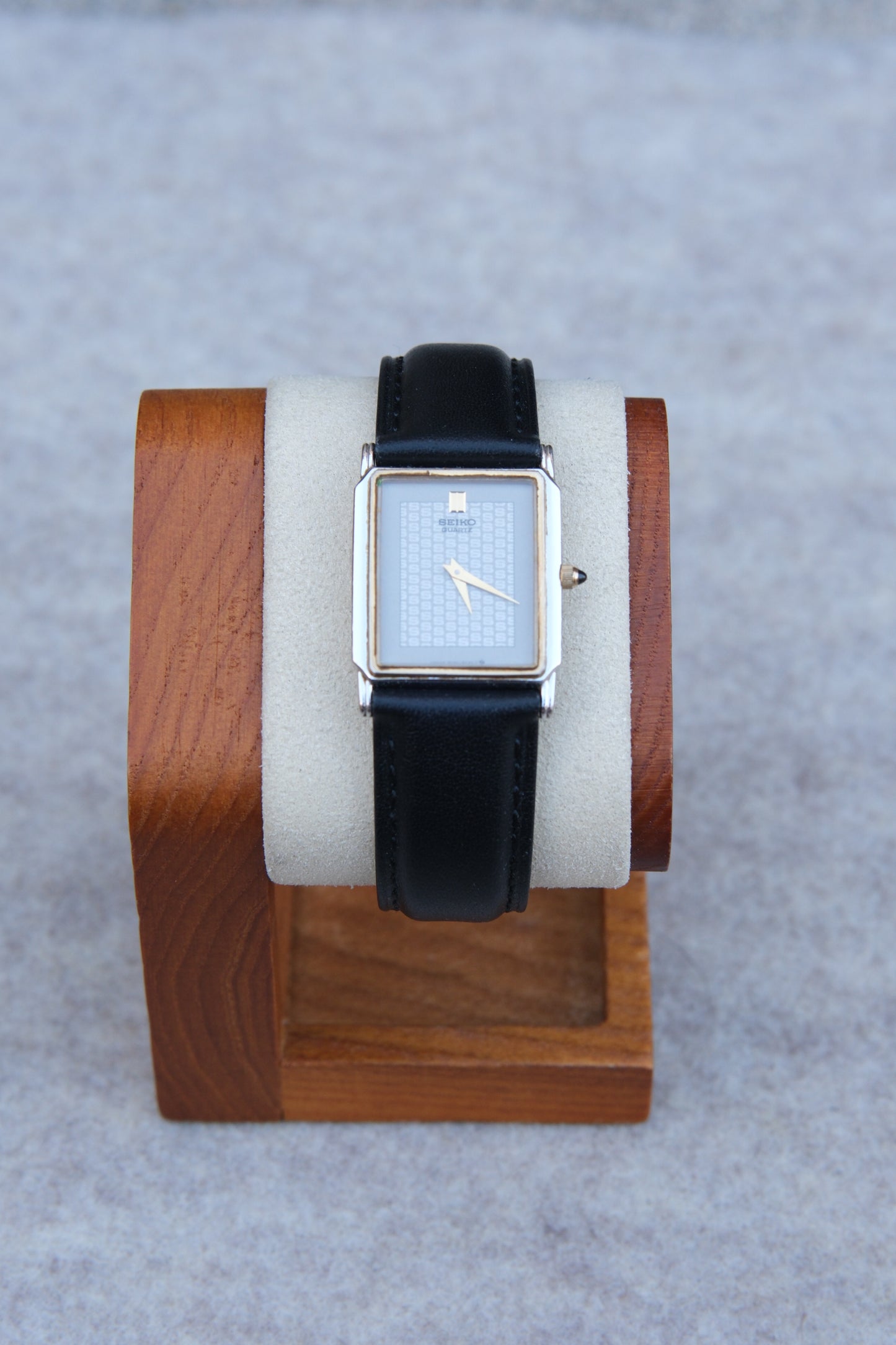 October 1984 Seiko Quartz Tank Dress Watch | Textured Silver Dial | Two-Tone | 25mm