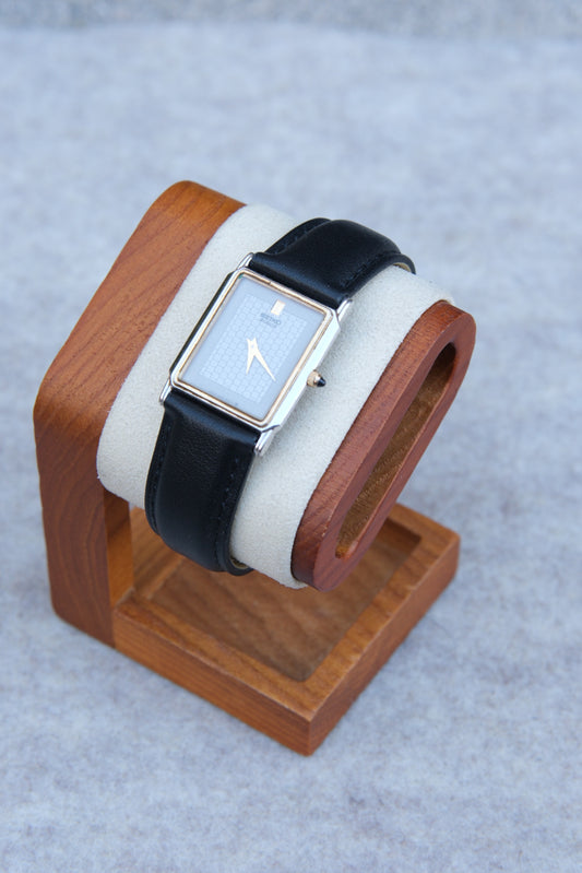 October 1984 Seiko Quartz Tank Dress Watch | Textured Silver Dial | Two-Tone | 25mm