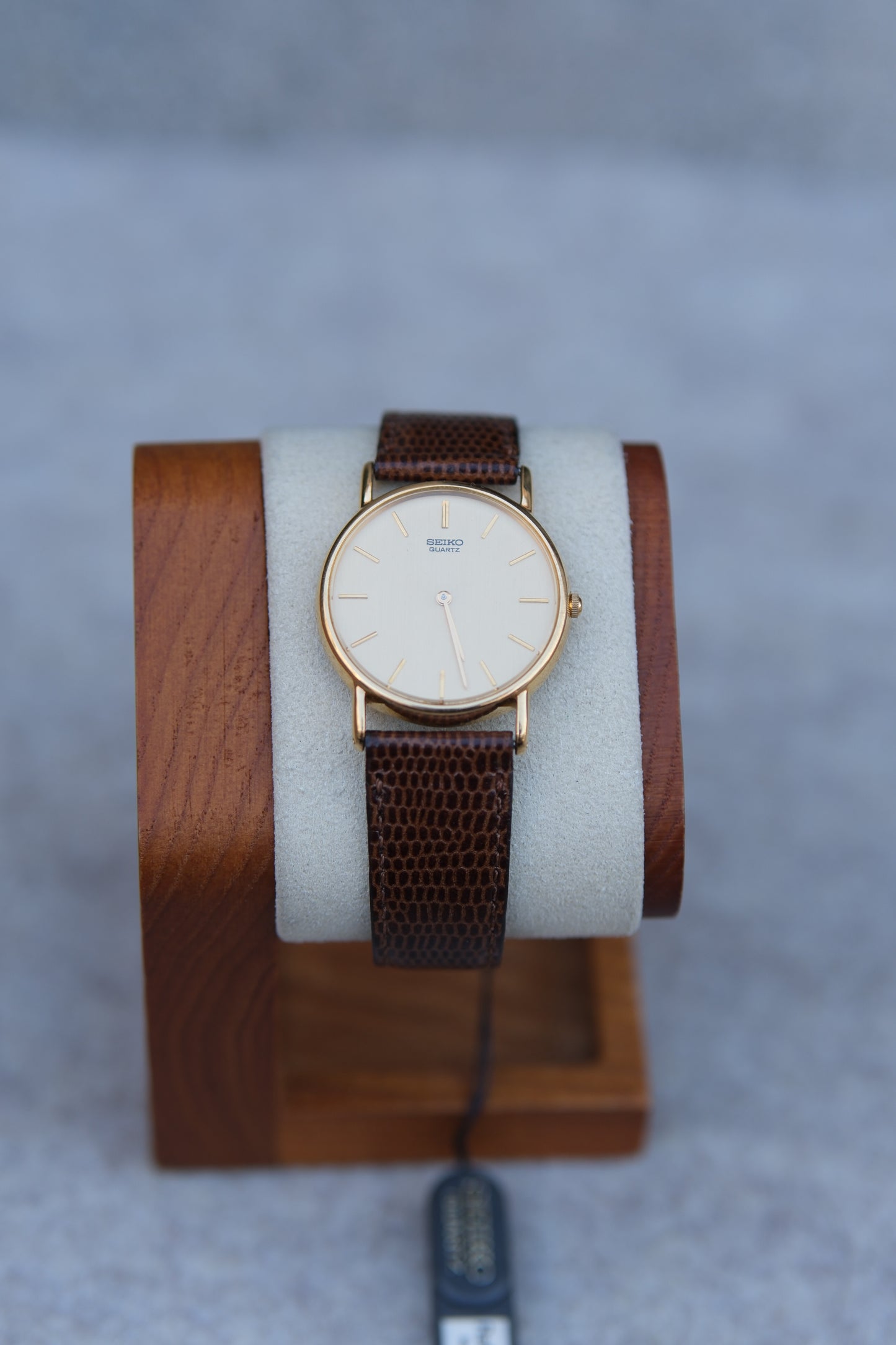 August 1985 Seiko Quartz Dress Watch | Champagne Gold Dial | Gold Tone | 30mm | New Old Stock