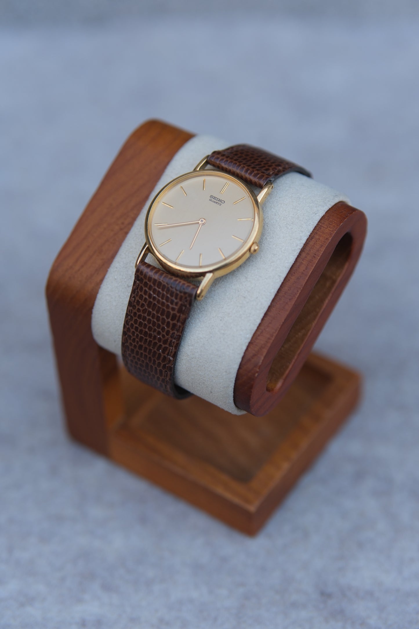 August 1980 Seiko Quartz Dress Watch | Champagne Gold Dial | Gold Tone | 30mm