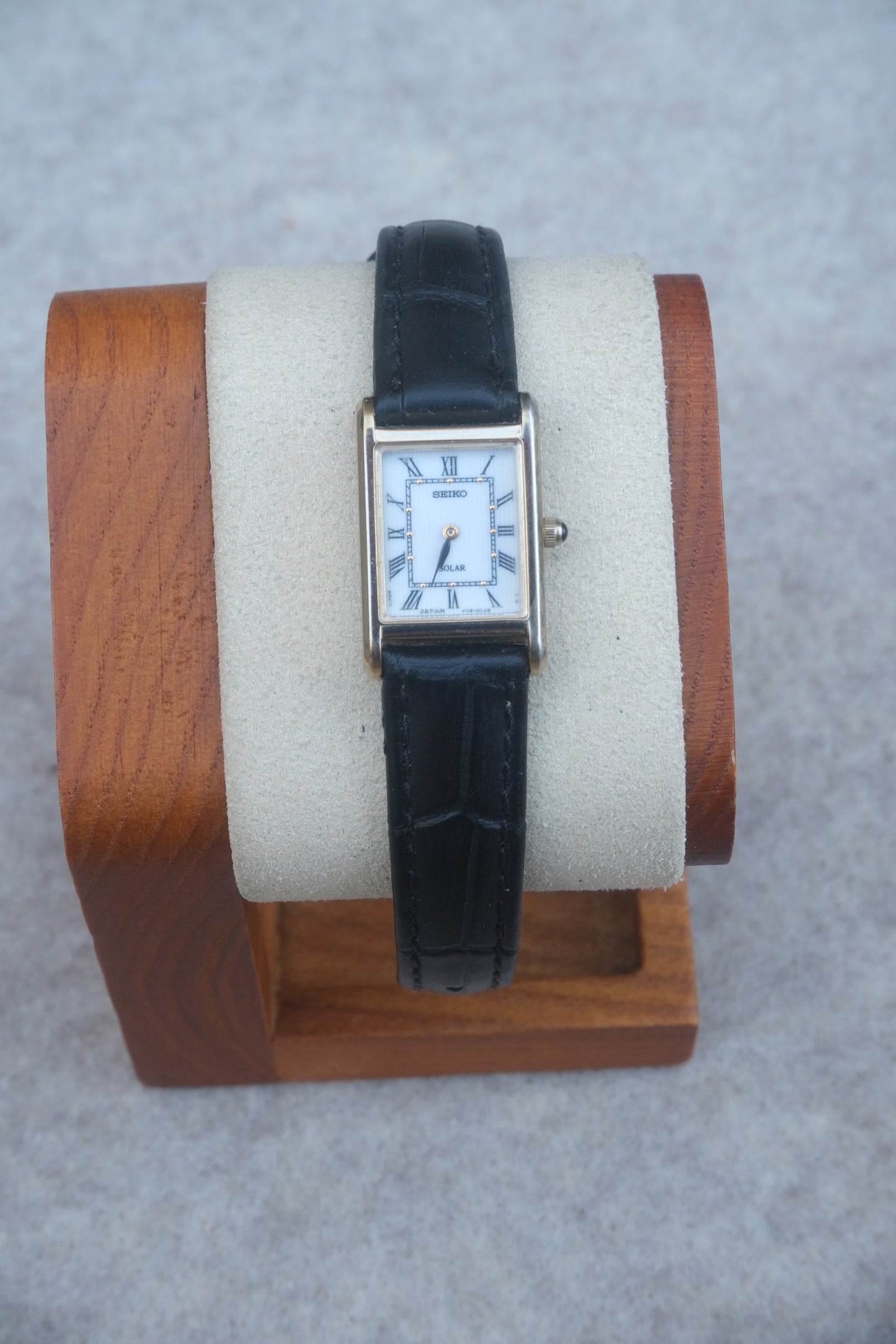 Ladies Seiko Tank Watch | Gold-Tone Rectangular Case | Roman Numeral Dial | Solar