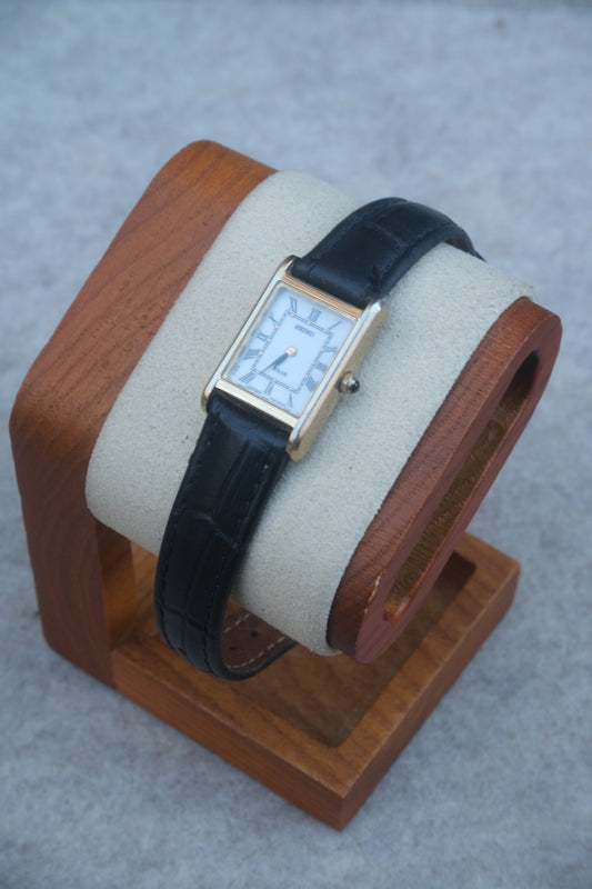 Ladies Seiko Tank Watch | Gold-Tone Rectangular Case | Roman Numeral Dial | Solar