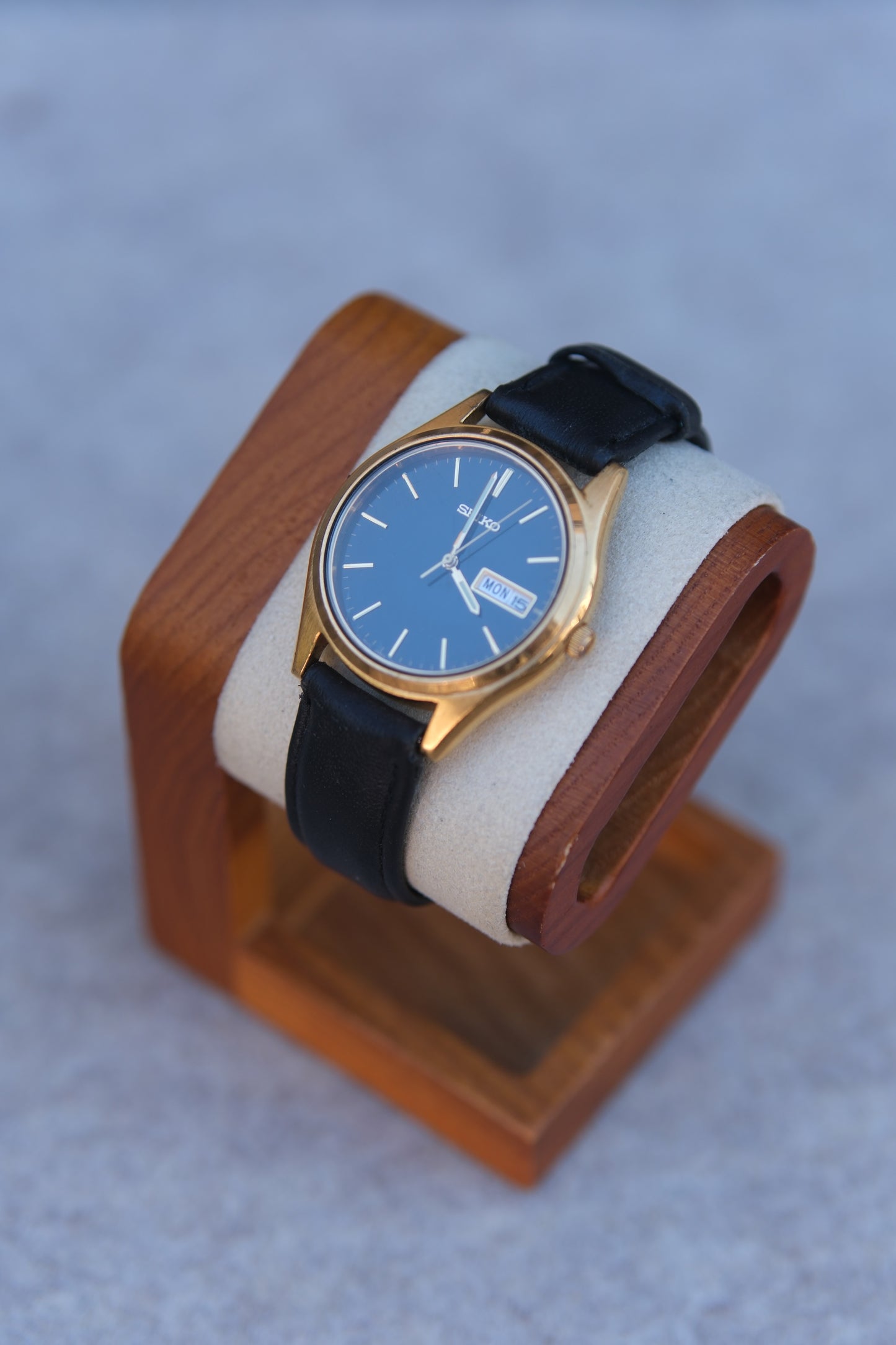 Vintage May 1993 Seiko Quartz Watch | Gold Case | Black Dial | Day/Date Window | New Black Leather Strap