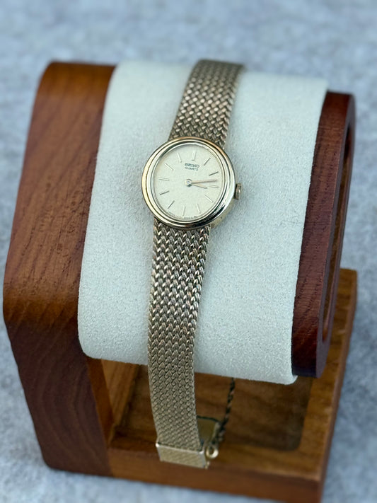 Seiko Quartz 1100-809B – Gold-Tone Mesh Dress Watch (Japan, October 1981)