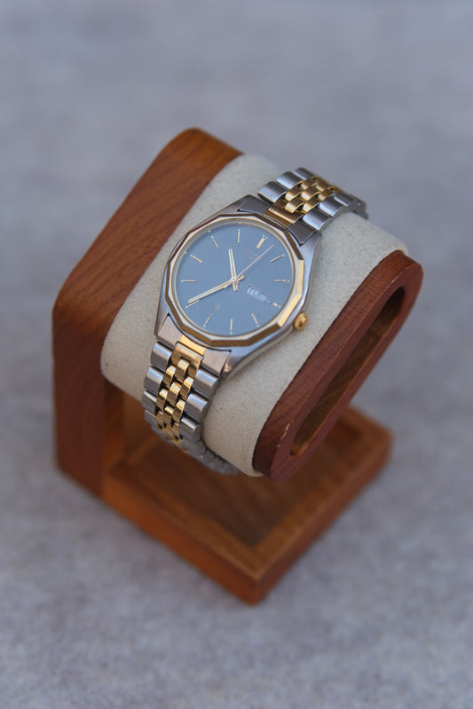 Circa Early-to-Mid 1980s Citizen Quartz Two-Tone Day-Date Watch | Gray Dial | Gold-Tone Bezel | 35mm
