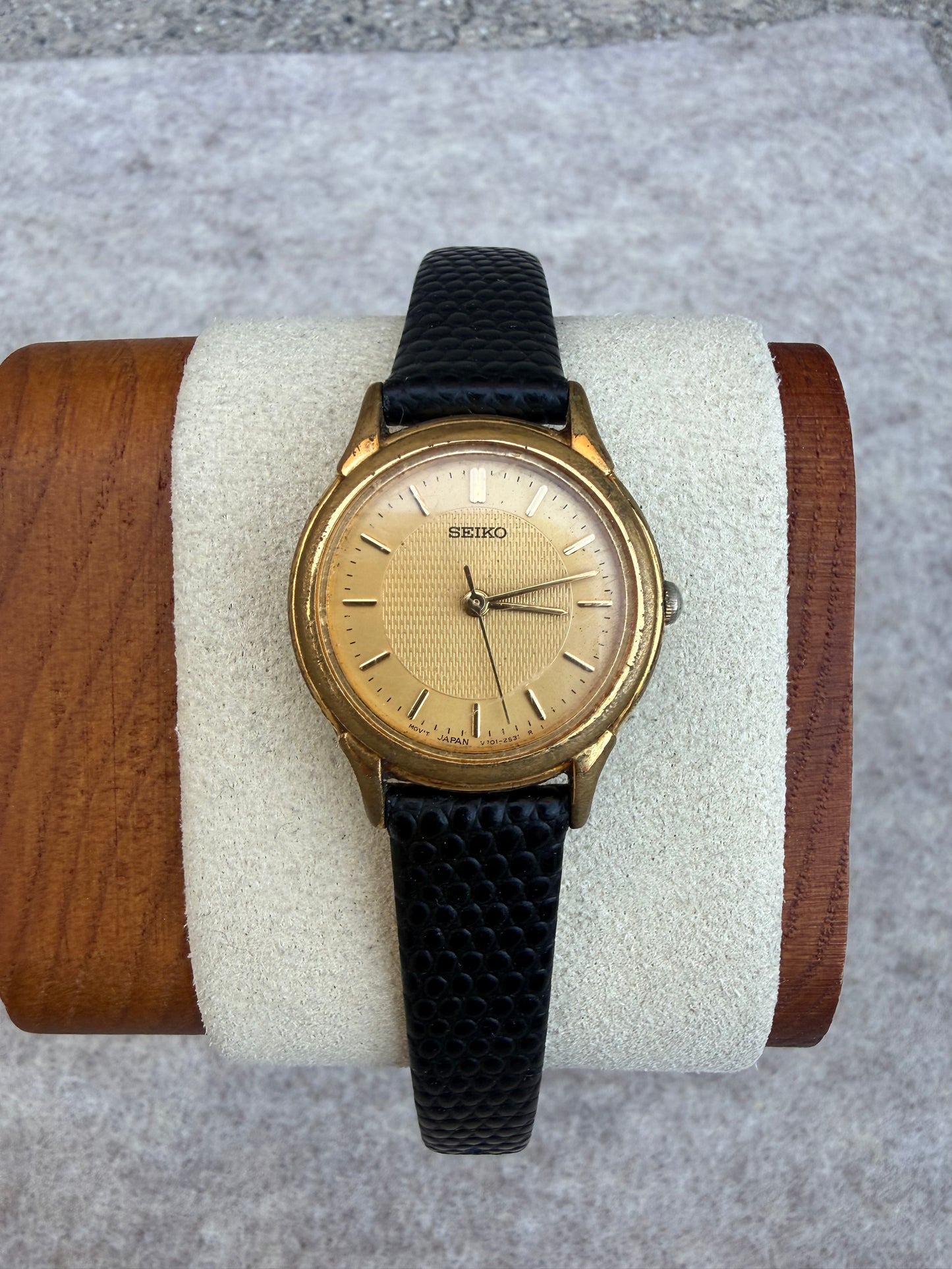 Seiko Quartz Gold-Tone Guilloché Dial – Lizard Grain Strap | July 1996