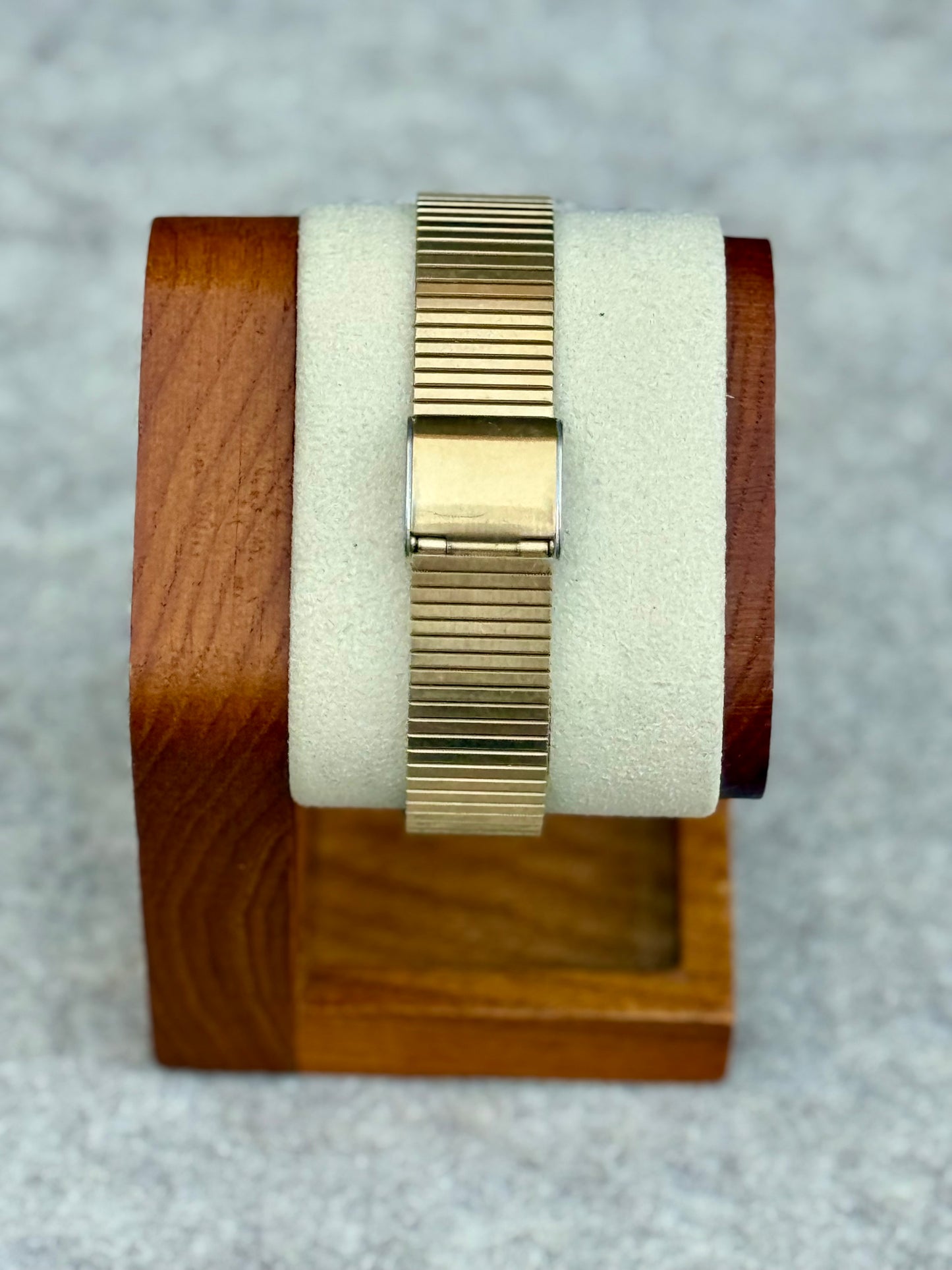 Seiko Quartz Rectangular Dress Watch — August 1985