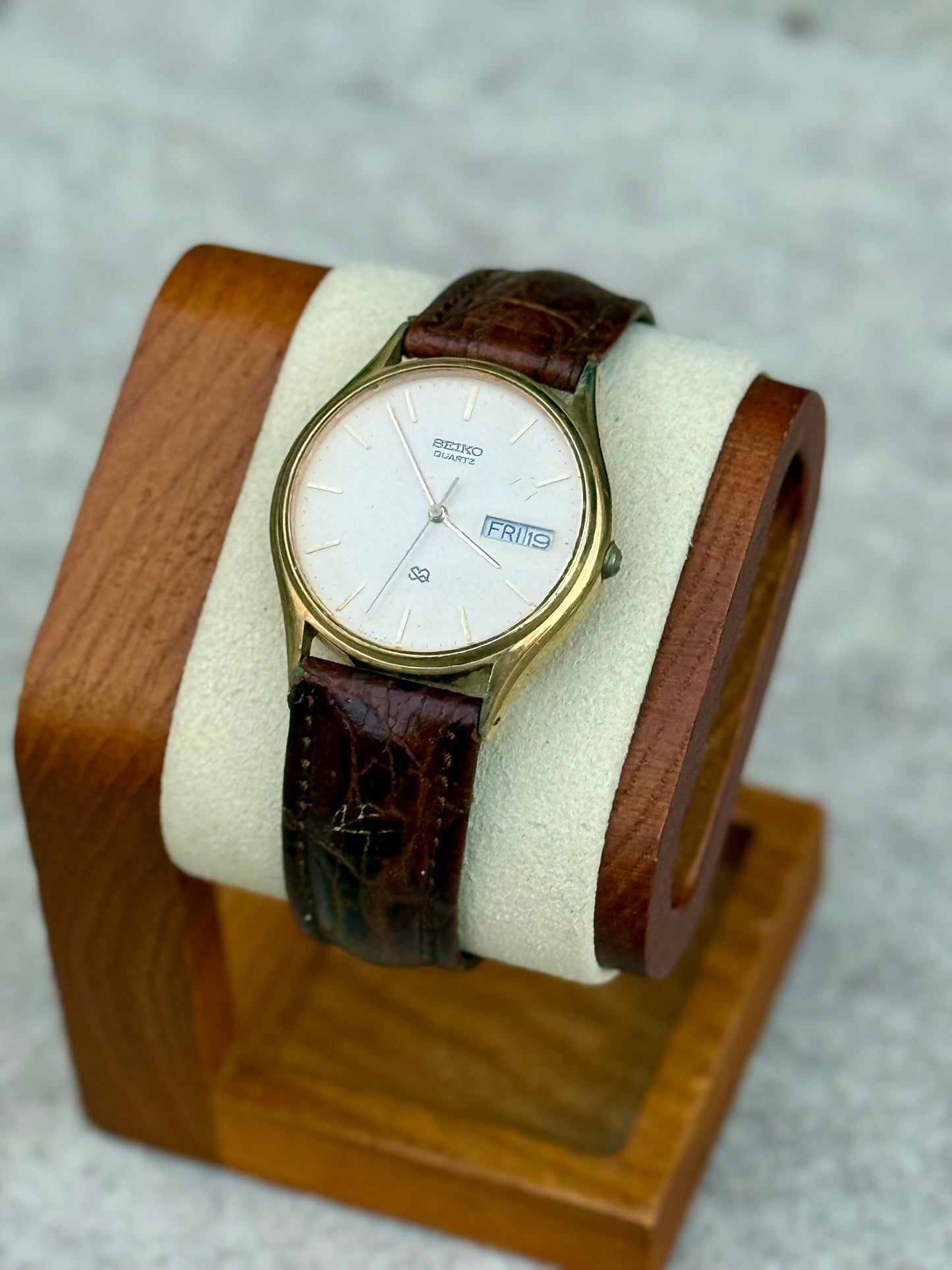 Seiko SQ Day-Date Quartz — Ivory Dial (June 1988)