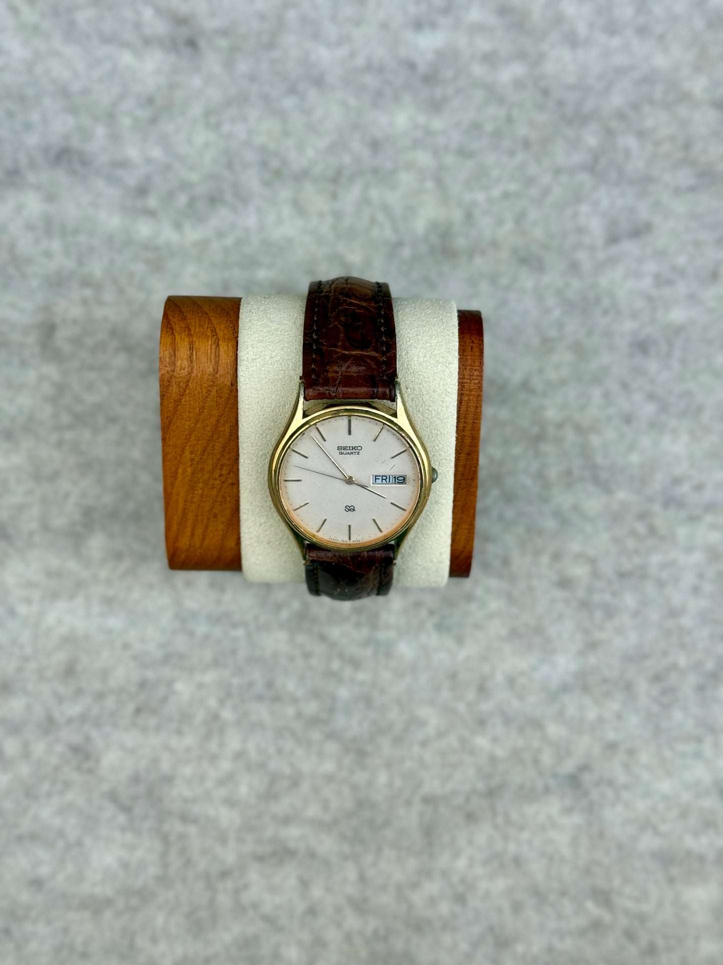 Seiko SQ Day-Date Quartz — Ivory Dial (June 1988)