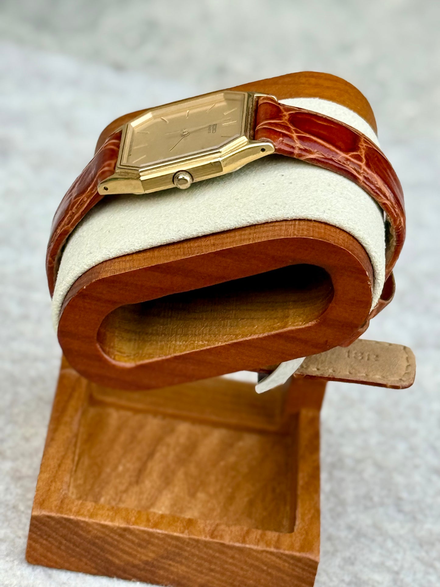 Seiko Octagonal Quartz — Champagne Dial (December 1985)