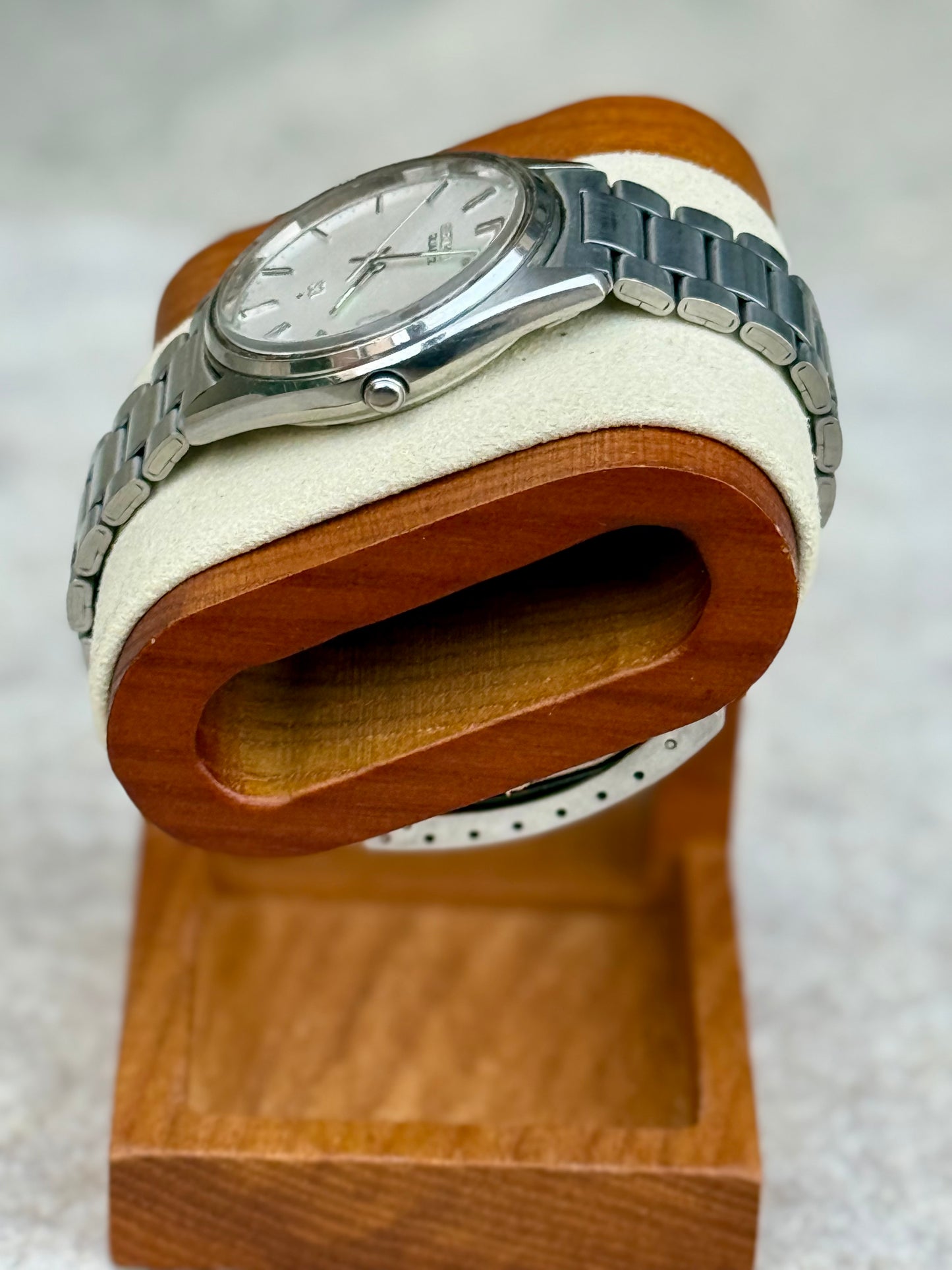 Seiko Quartz Date Watch — September 1980
