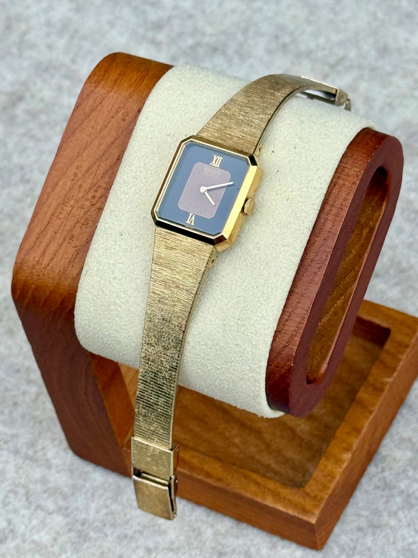 Seiko Octagonal Gold Quartz Dress Watch — May 1981