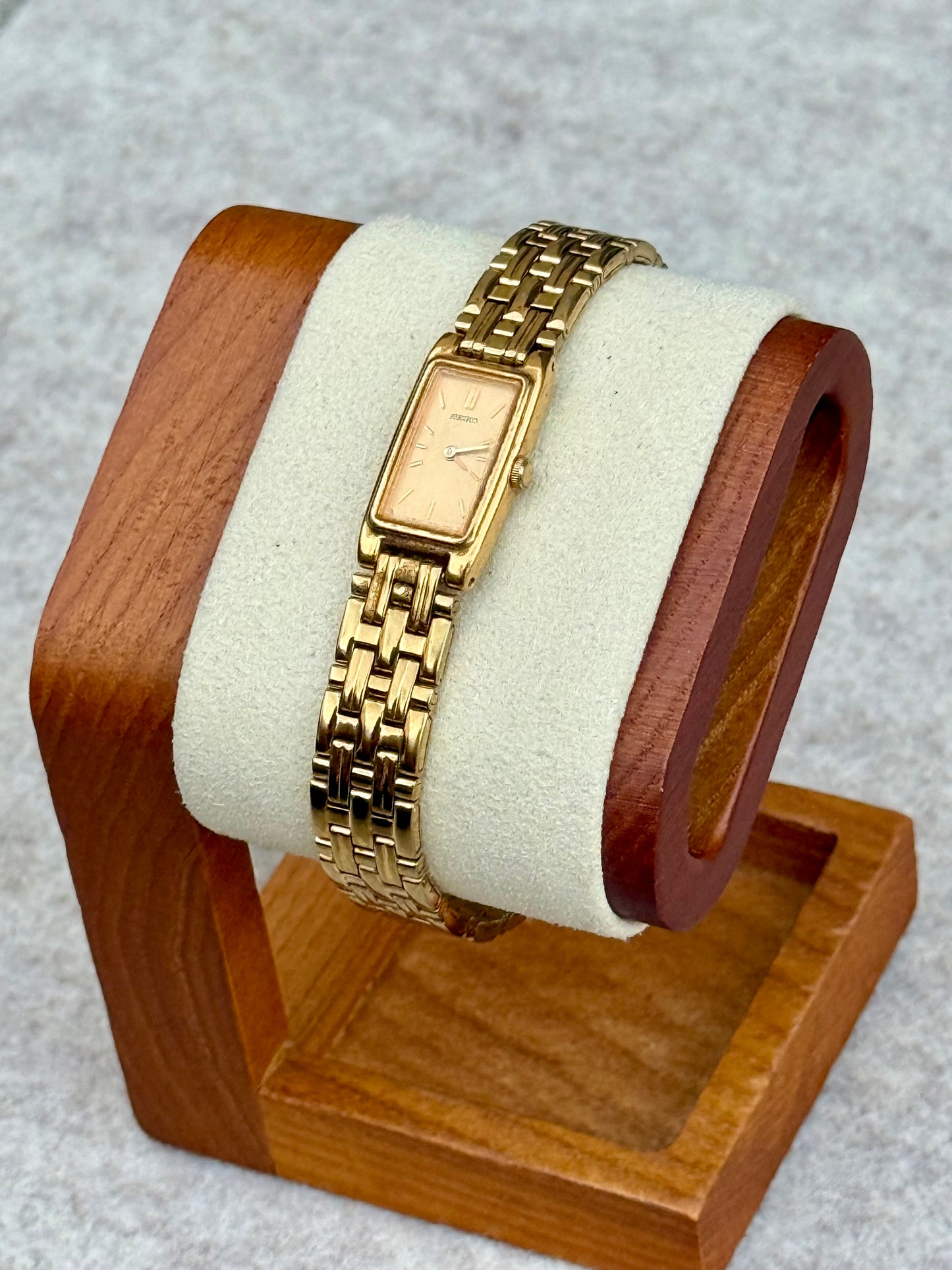 Seiko Petite Gold Rectangular Dress Watch — October 1984