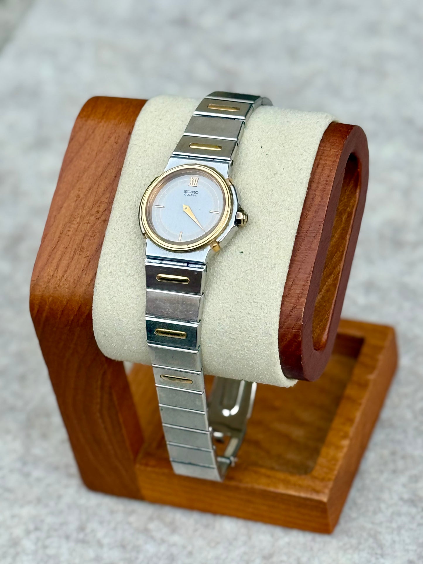 Seiko Gray Dial Dress Watch — January 1984