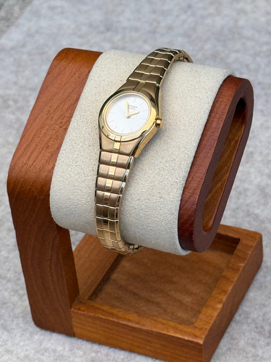 Citizen Quartz Gold-Tone Dress Watch | July 1982