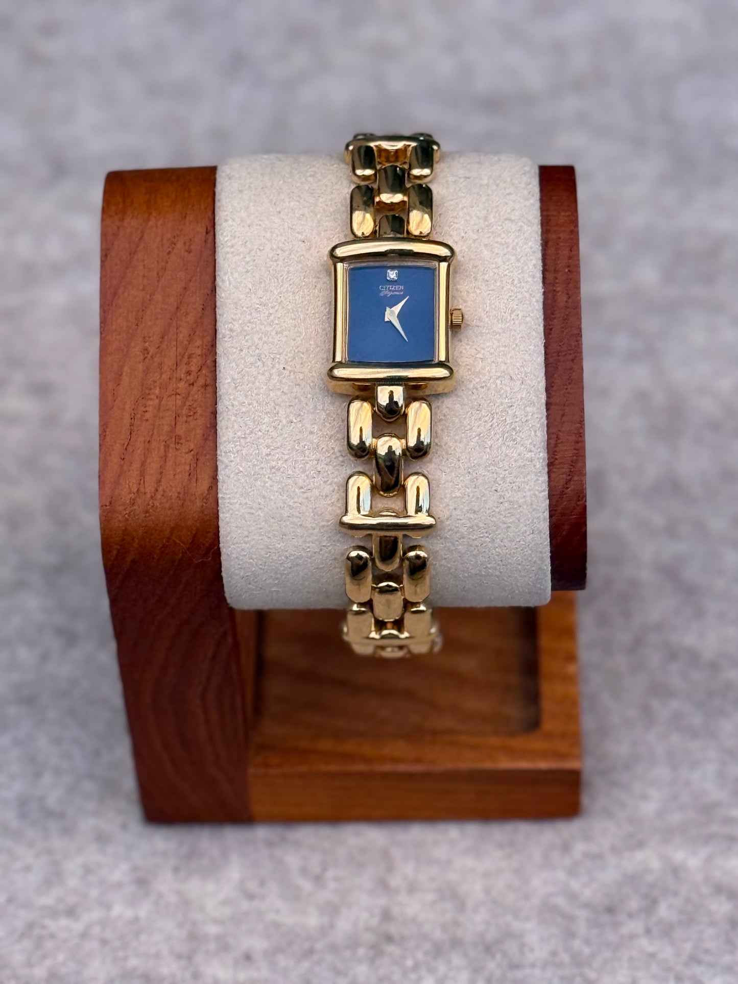 Citizen Quartz Gold-Tone Bracelet Watch | June 1985