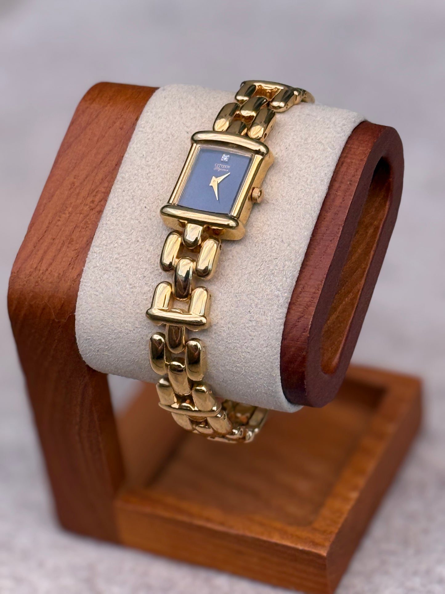 Citizen Quartz Gold-Tone Bracelet Watch | June 1985