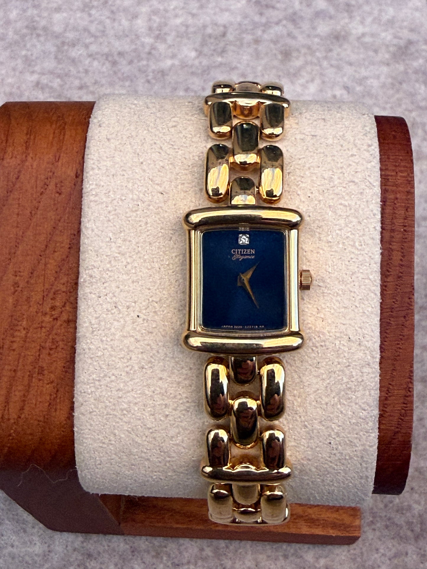 Citizen Quartz Gold-Tone Bracelet Watch | June 1985