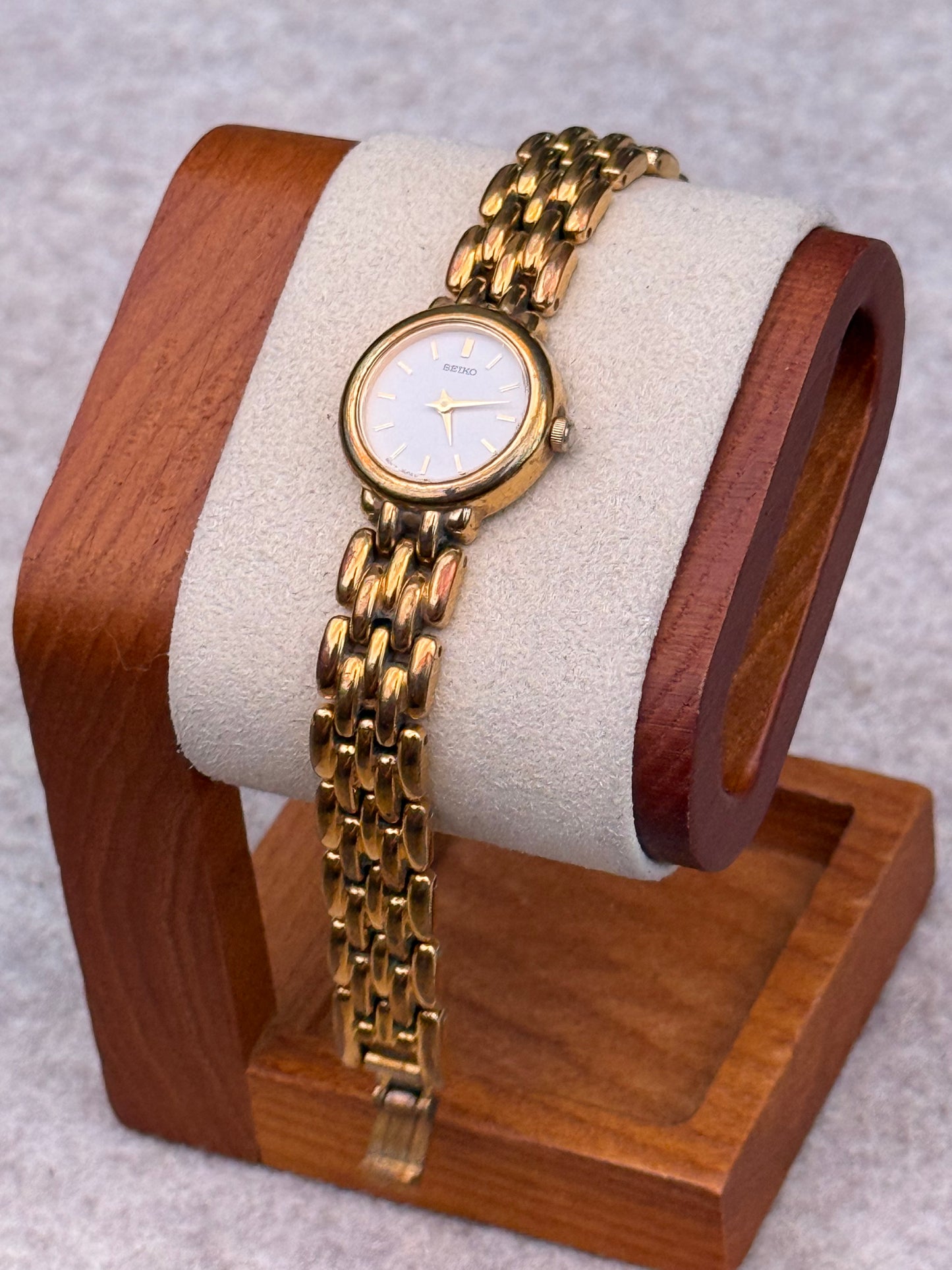 Seiko Quartz Gold-Tone Bracelet Watch | May 1988