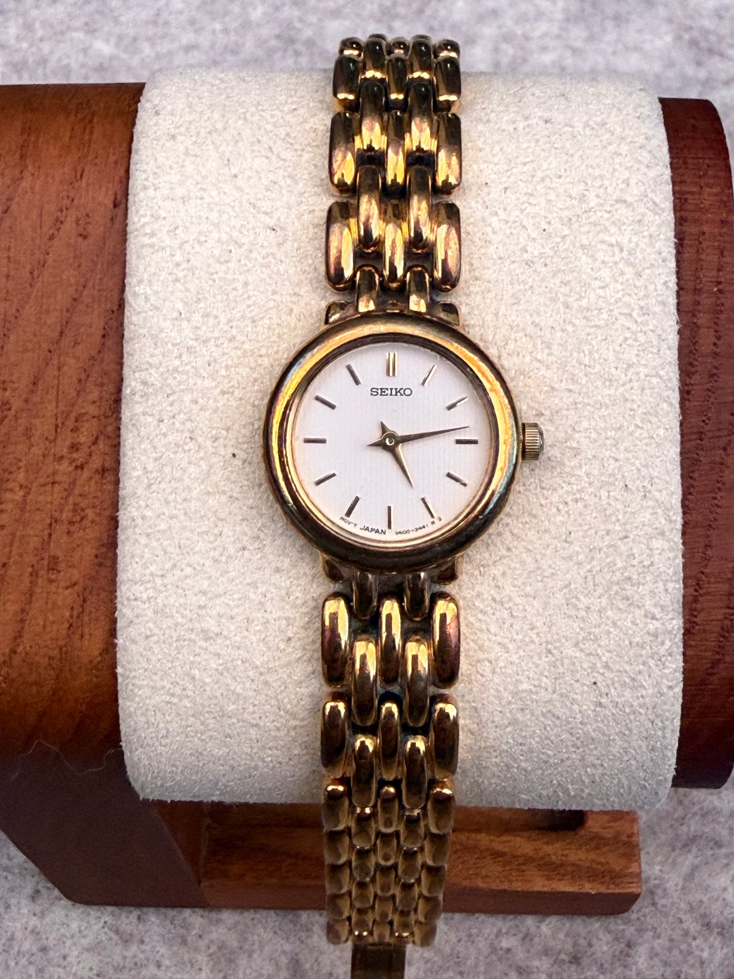 Seiko Quartz Gold-Tone Bracelet Watch | May 1988