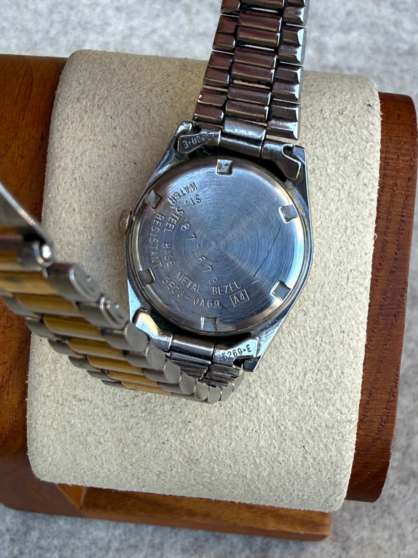 Seiko Quartz Two-Tone Day-Date Dress Watch | July 1978