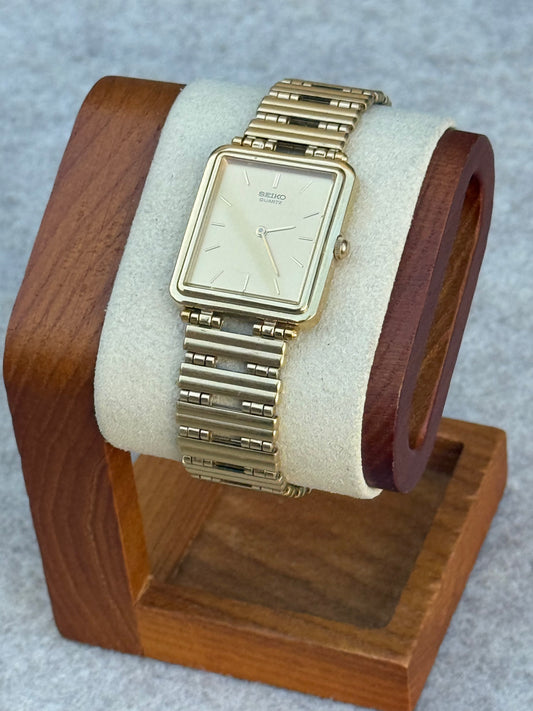 Seiko Rectangular Quartz Watch – Gold Dial – Integrated Bracelet – October 1985